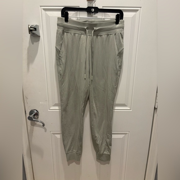 Lululemon Ready to Rulu Jogger 29" Green Fern Size 6 - Picture 3 of 5